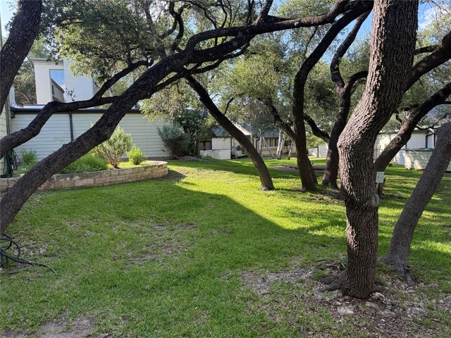 17 Casa Verde ST 17, Lakeway, TX 78734