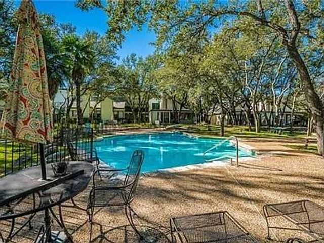 17 Casa Verde ST 17, Lakeway, TX 78734