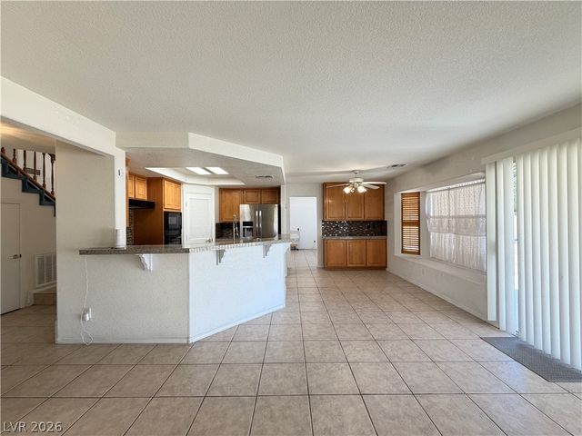 8852 Polo Bay Circle, Las Vegas, NV 89117