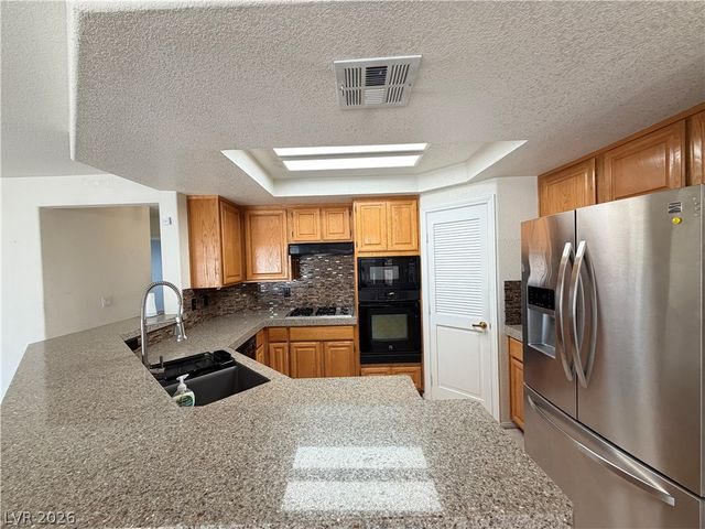 8852 Polo Bay Circle, Las Vegas, NV 89117