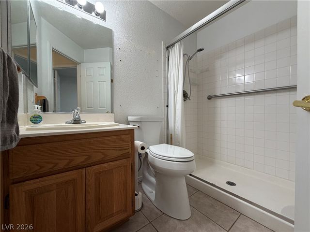 8852 Polo Bay Circle, Las Vegas, NV 89117
