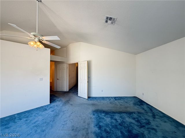 8852 Polo Bay Circle, Las Vegas, NV 89117
