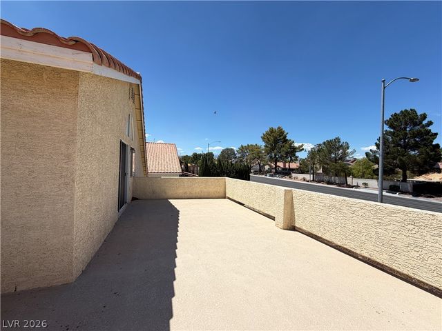 8852 Polo Bay Circle, Las Vegas, NV 89117