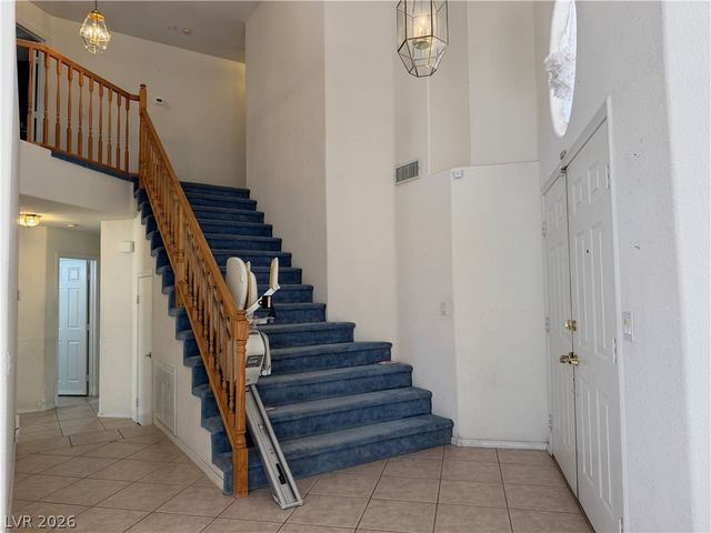8852 Polo Bay Circle, Las Vegas, NV 89117
