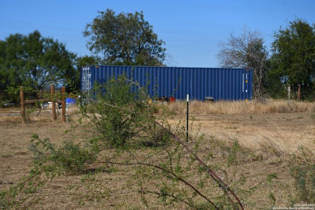 3211 CR 301, Knippa, TX 78870