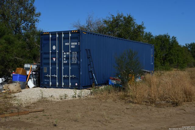 3211 CR 301, Knippa, TX 78870