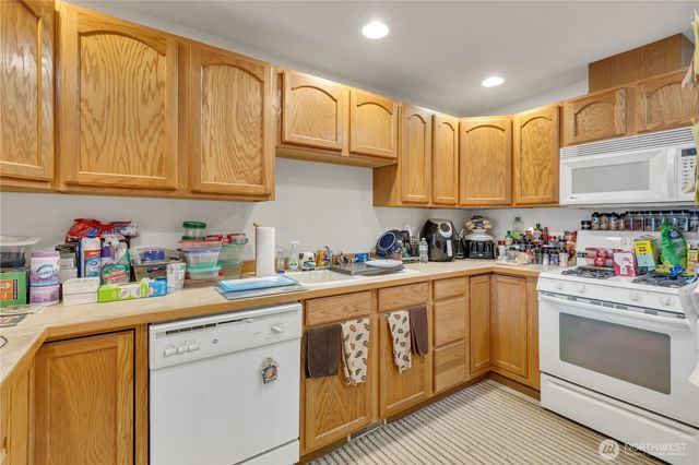 626 N Anderson Street, Tacoma, WA 98406