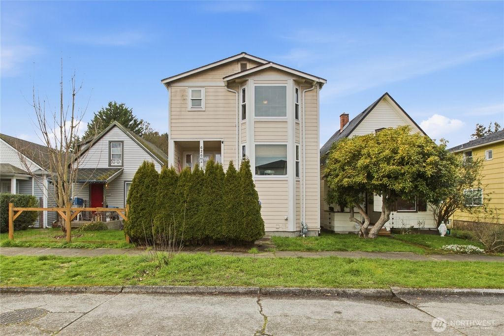 626 N Anderson Street, Tacoma, WA 98406