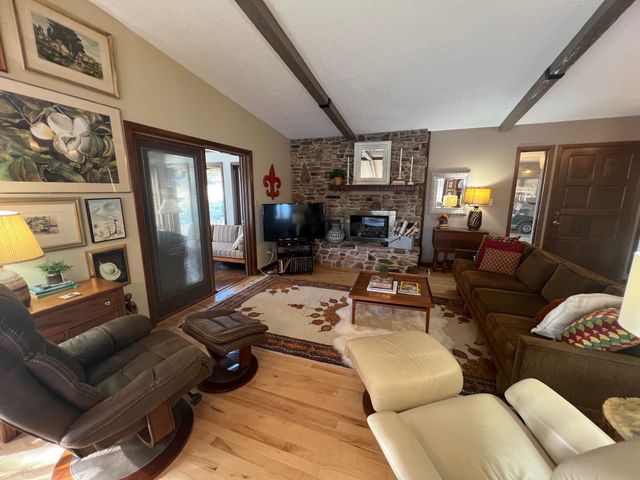 1104 Pearl Drive, Horseshoe Bend, AR 72512