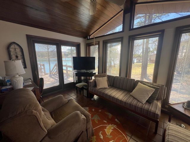 1104 Pearl Drive, Horseshoe Bend, AR 72512