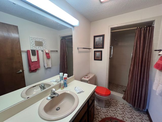 1104 Pearl Drive, Horseshoe Bend, AR 72512