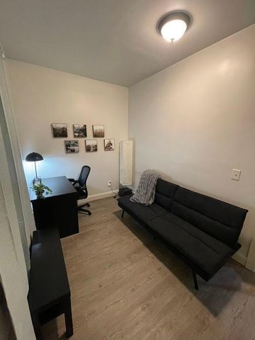 2740 Lyndale Avenue S, Minneapolis, MN 55408