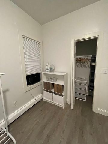 2740 Lyndale Avenue S, Minneapolis, MN 55408