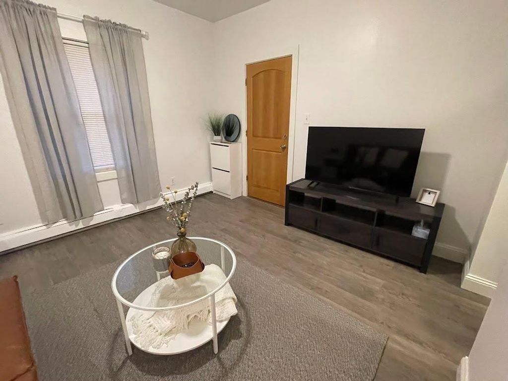 2740 Lyndale Avenue S, Minneapolis, MN 55408 — photo 5
