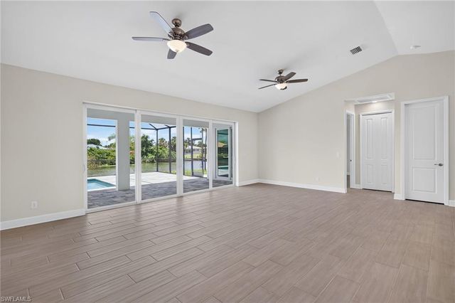 29 NE 20th CT, Cape Coral, FL 33909