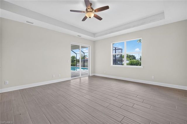 29 NE 20th CT, Cape Coral, FL 33909