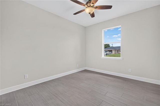 29 NE 20th CT, Cape Coral, FL 33909