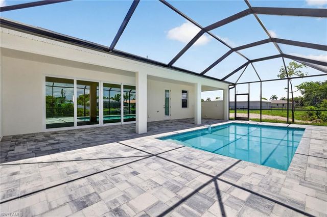 29 NE 20th CT, Cape Coral, FL 33909