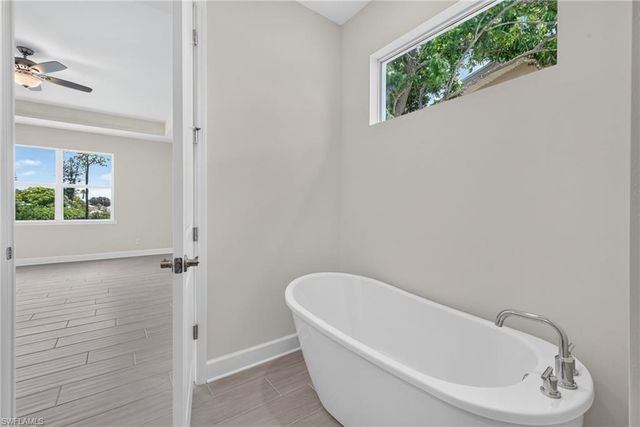 29 NE 20th CT, Cape Coral, FL 33909