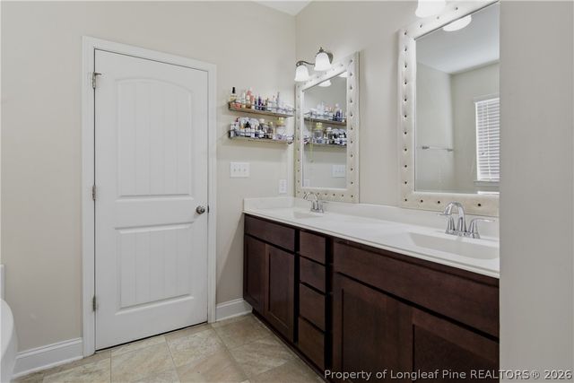 333 Wishaw Court, Hope Mills, NC 28348