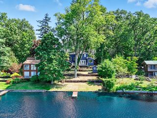 3738 Random Drive, Akron, OH 44319