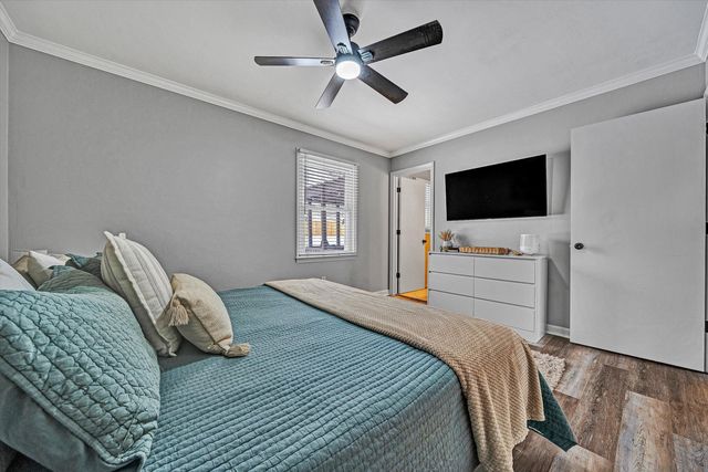 30 Vela CIR, Roanoke, VA 24019