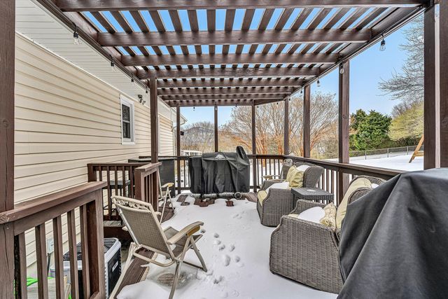 30 Vela CIR, Roanoke, VA 24019