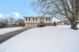 30 Vela CIR, Roanoke, VA 24019