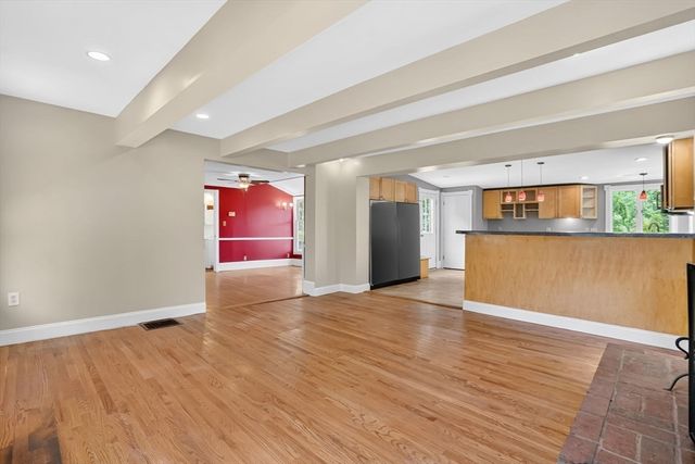 69 Margaret St, Monson, MA 01057