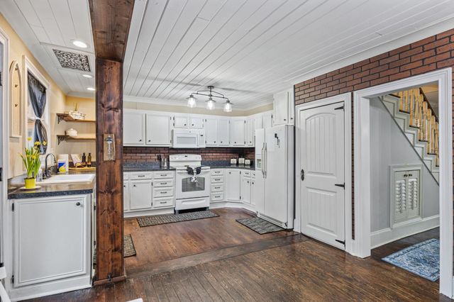 7430 Highway 701 South, Conway, SC 29527