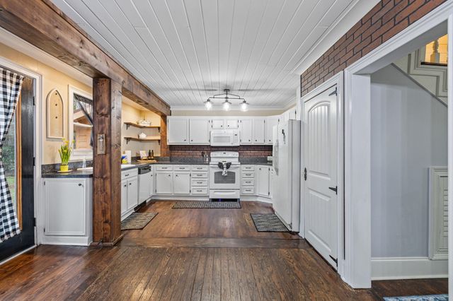 7430 Highway 701 South, Conway, SC 29527