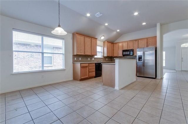 2717 Sunlight Drive, Little Elm, TX 75068