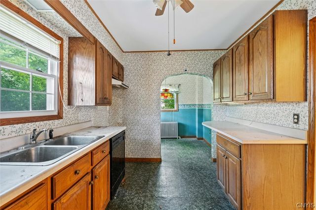 30 Sherman Street, Auburn, NY 13021
