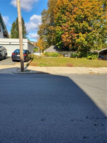 74 Maple Street, Woonsocket, RI 02895