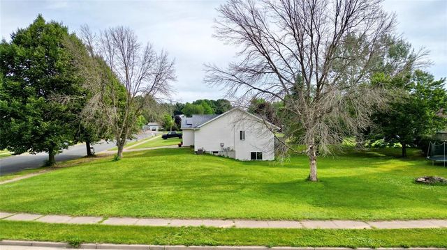 2725 Diane Lane, Eau Claire, WI 54703