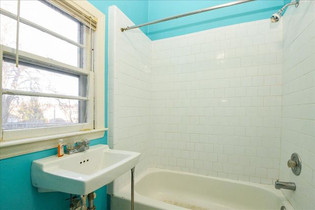 409 Allison AVE, Roanoke, VA 24016