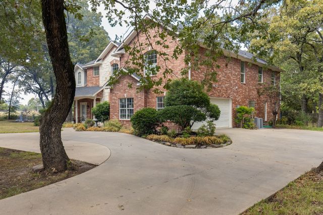 211 Turtle Creek, Sulphur Springs, TX 75482