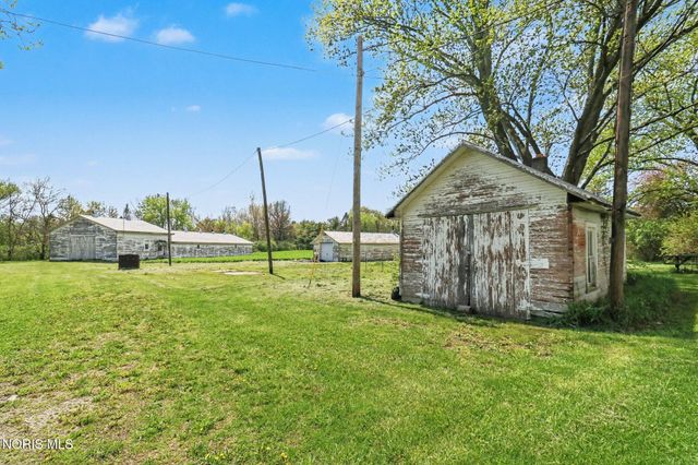 7549 Salisbury Road, Maumee, OH 43537