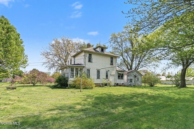 7549 Salisbury Road, Maumee, OH 43537