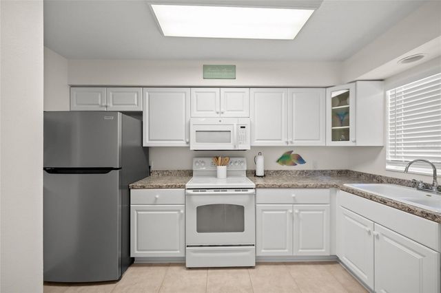 7100 GULF DRIVE 104, Holmes Beach, FL 34217