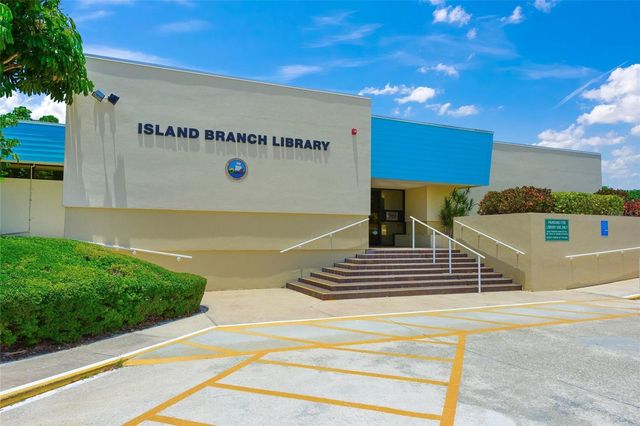 7100 GULF DRIVE 104, Holmes Beach, FL 34217