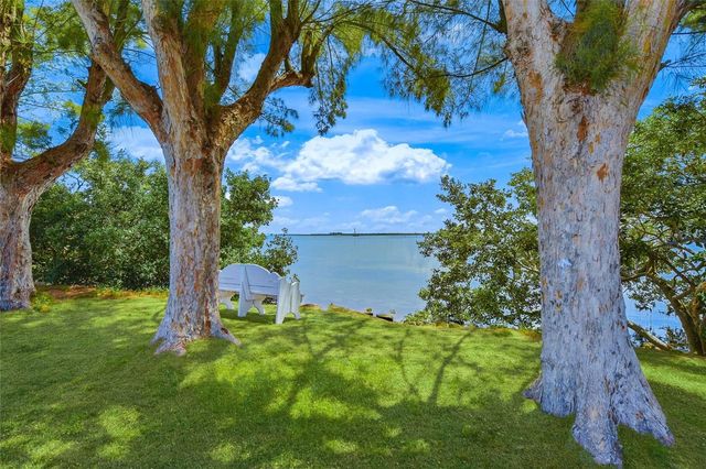 7100 GULF DRIVE 104, Holmes Beach, FL 34217