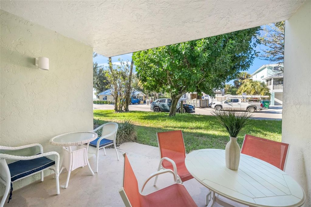 Image 15 of property listing at 7100 GULF DRIVE 104, Holmes Beach, FL 34217