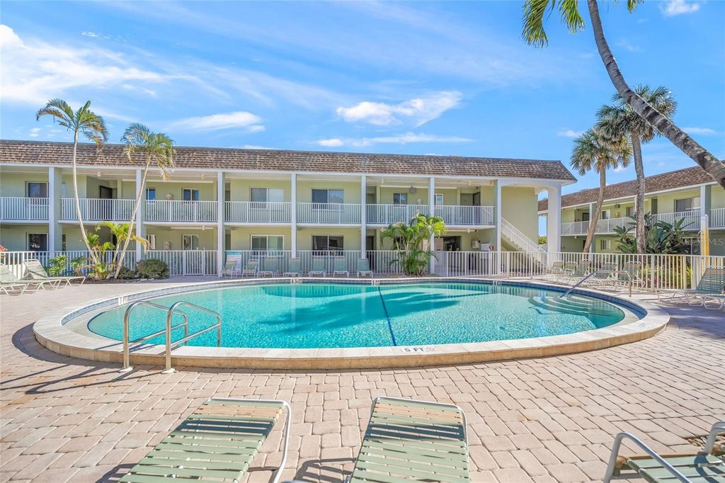 Image 19 of property listing at 7100 GULF DRIVE 104, Holmes Beach, FL 34217