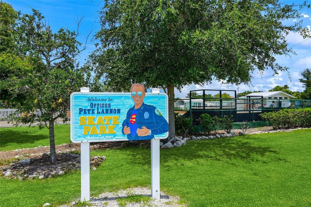 Image 37 of property listing at 7100 GULF DRIVE 104, Holmes Beach, FL 34217