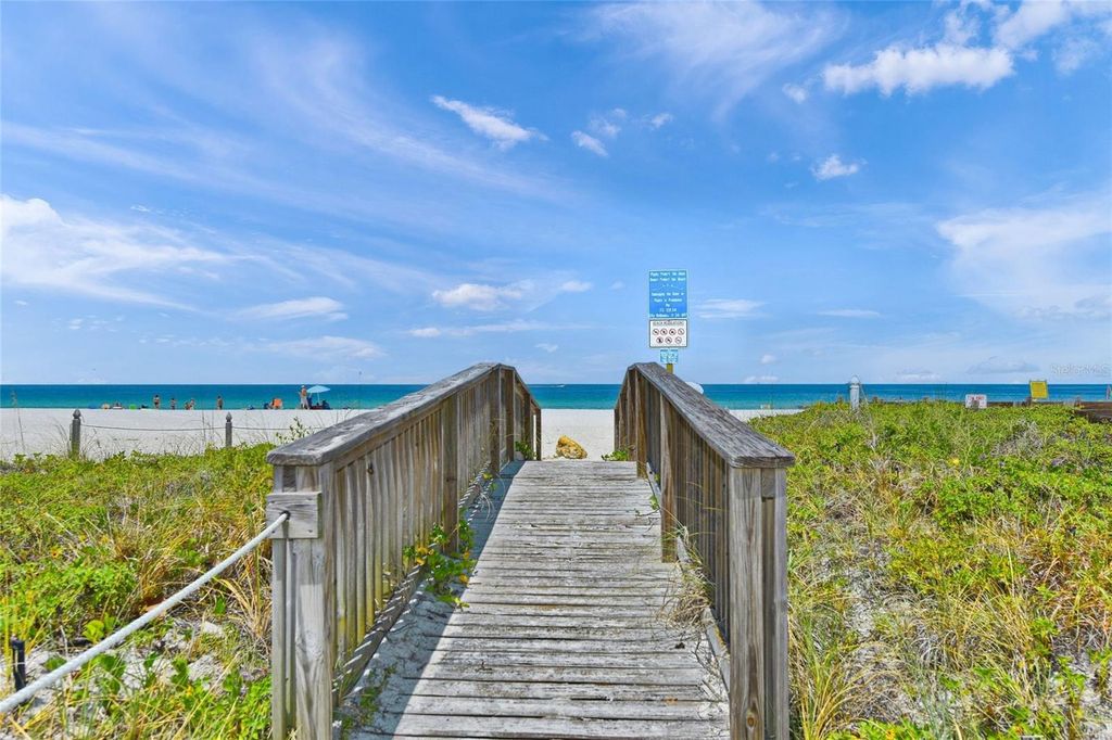 Image 52 of property listing at 7100 GULF DRIVE 104, Holmes Beach, FL 34217