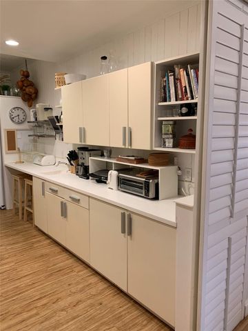 3510 54TH DRIVE W 101, Bradenton, FL 34210