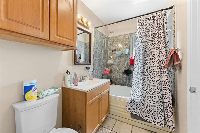 2675 Lawrence Avenue, San Bernardino, CA 92404