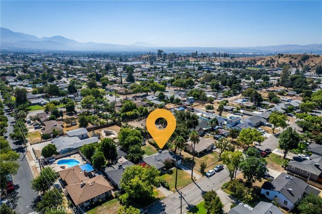 2675 Lawrence Avenue, San Bernardino, CA 92404