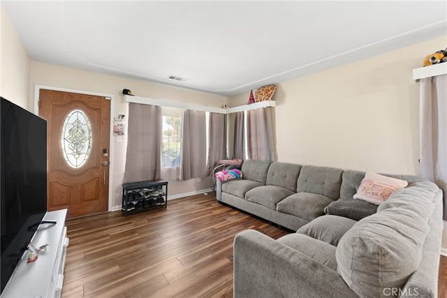 2675 Lawrence Avenue, San Bernardino, CA 92404